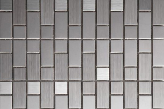 China Os painéis de teto de aço inoxidável da forma do tijolo para reduzem a profundidade / encanamento do couro cru fornecedor